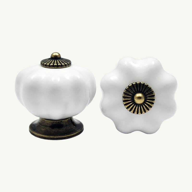 Puxador Porcelana Abóbora Branco e Base Bronze - C1036
