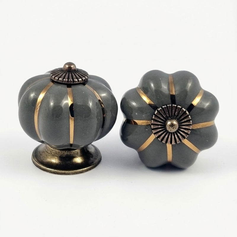 Puxador Porcelana Abóbora Cinza e Base Bronze - C1038