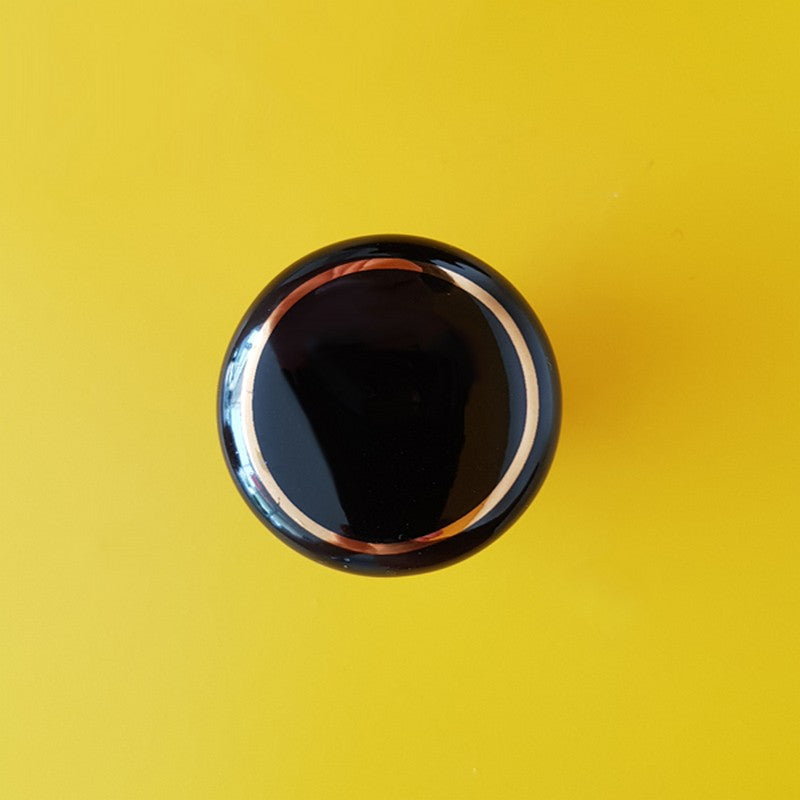 Puxador Porcelana Redondo Preto Linha Dourada 32mm - C1304