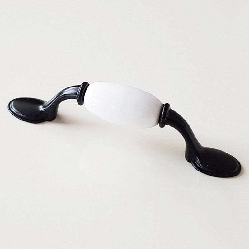 Puxador Metal Preto e Porcelana Branca 76mm - C1425