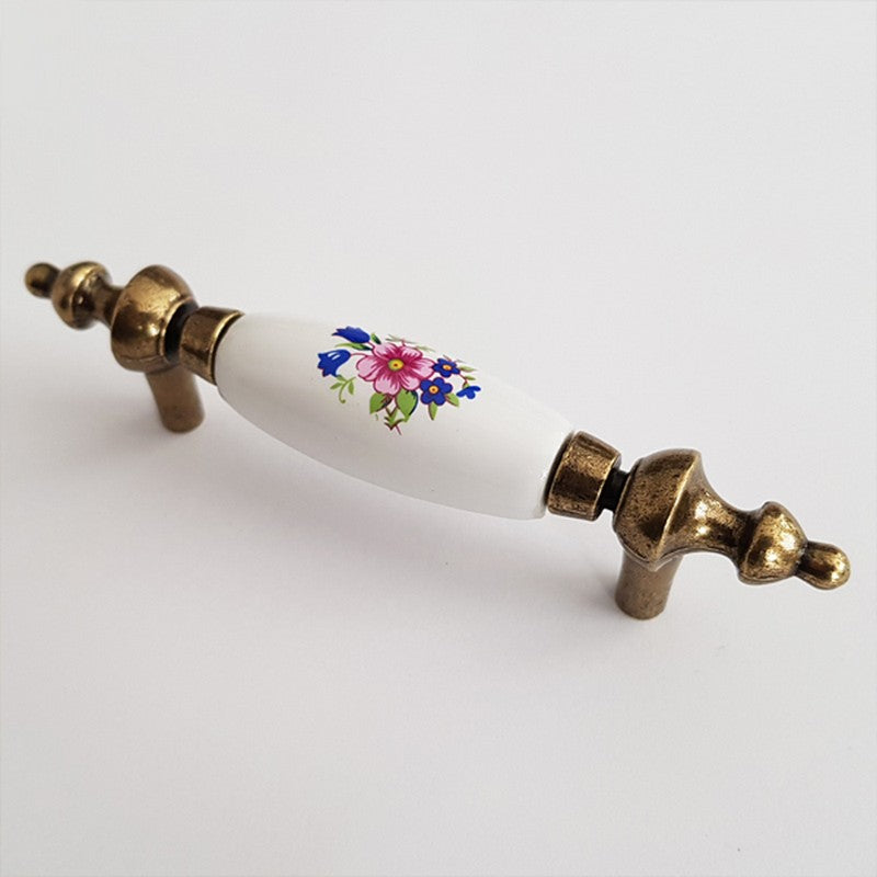 Puxador Metal e Porcelana Branca Floral 76mm - C1430