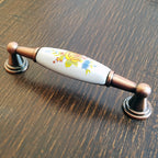 Puxador Metal e Porcelana Branca Floral 96mm - C1432