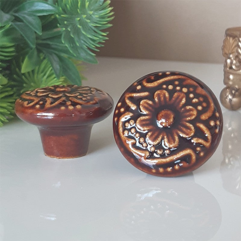 Puxador Porcelana Redondo 34mm Marrom - C1444