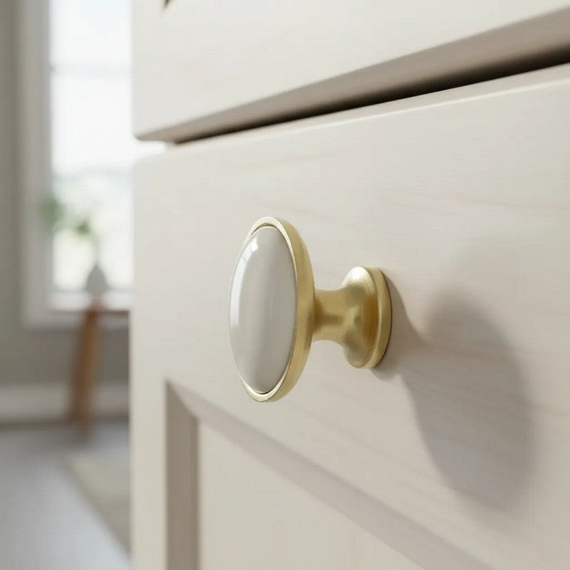 Puxador Porcelana Redondo Base Dourada Metal Branco 32mm - C1573