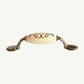 Puxador Metal e Porcelana Marfim Des Dourado 96mm - C1574