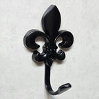 Gancho Flor de Lis Colonial Preto Fosco - C4033
