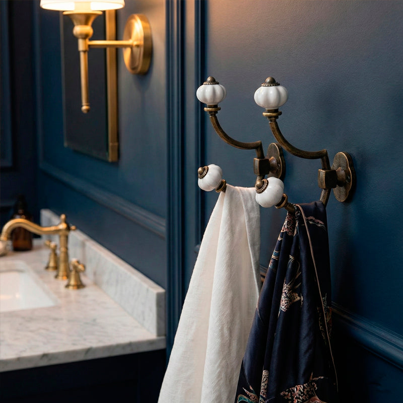 Gancho Parede Duplo de Porcelana Branco - C4041