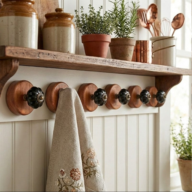 Gancho Parede Base Madeira e Porcelana Preto - C4082