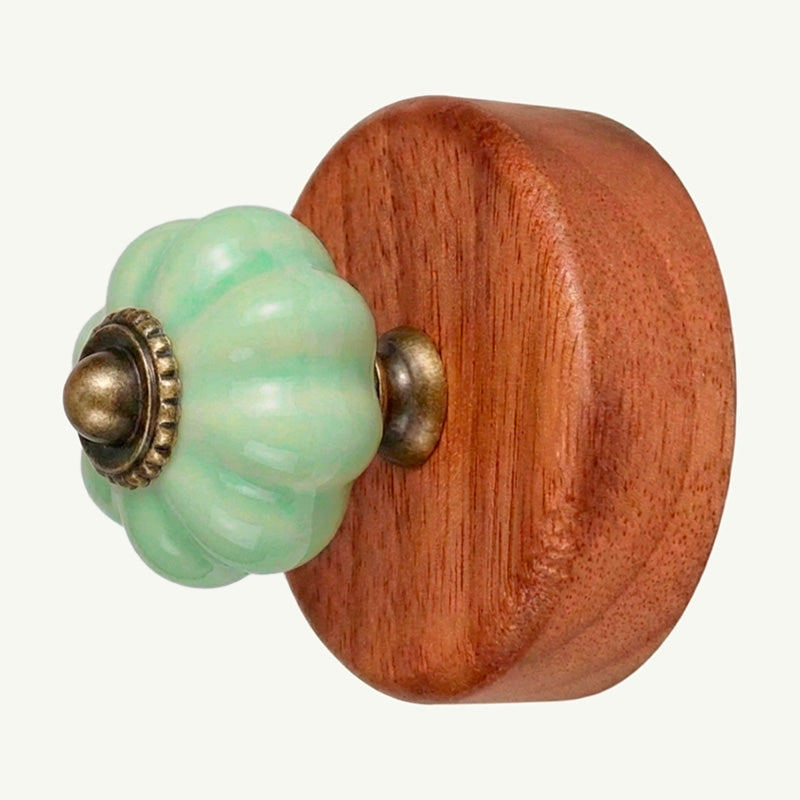 Gancho Parede Base Madeira e Porcelana Verde Claro - C4084