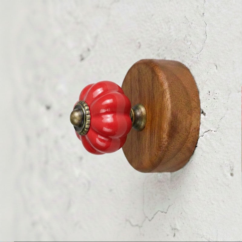 Gancho Parede Base Madeira e Porcelana Vermelho - C4090
